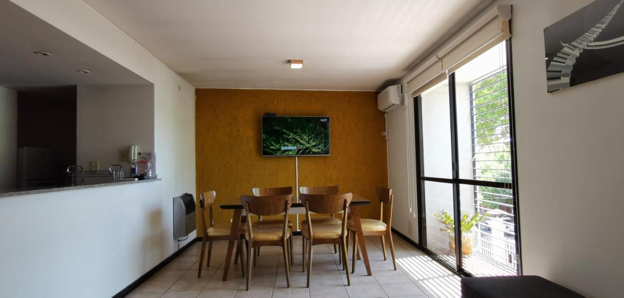 Belgrano Apartment Con Cochera เมนโดซา ภายนอก รูปภาพ